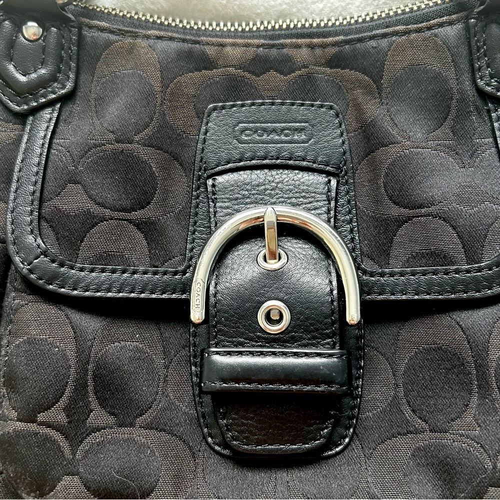 COACH SHOULDER PURSE BLACK BUCKLE WITH REMOVABLE STRAP - Picture 3 of 13